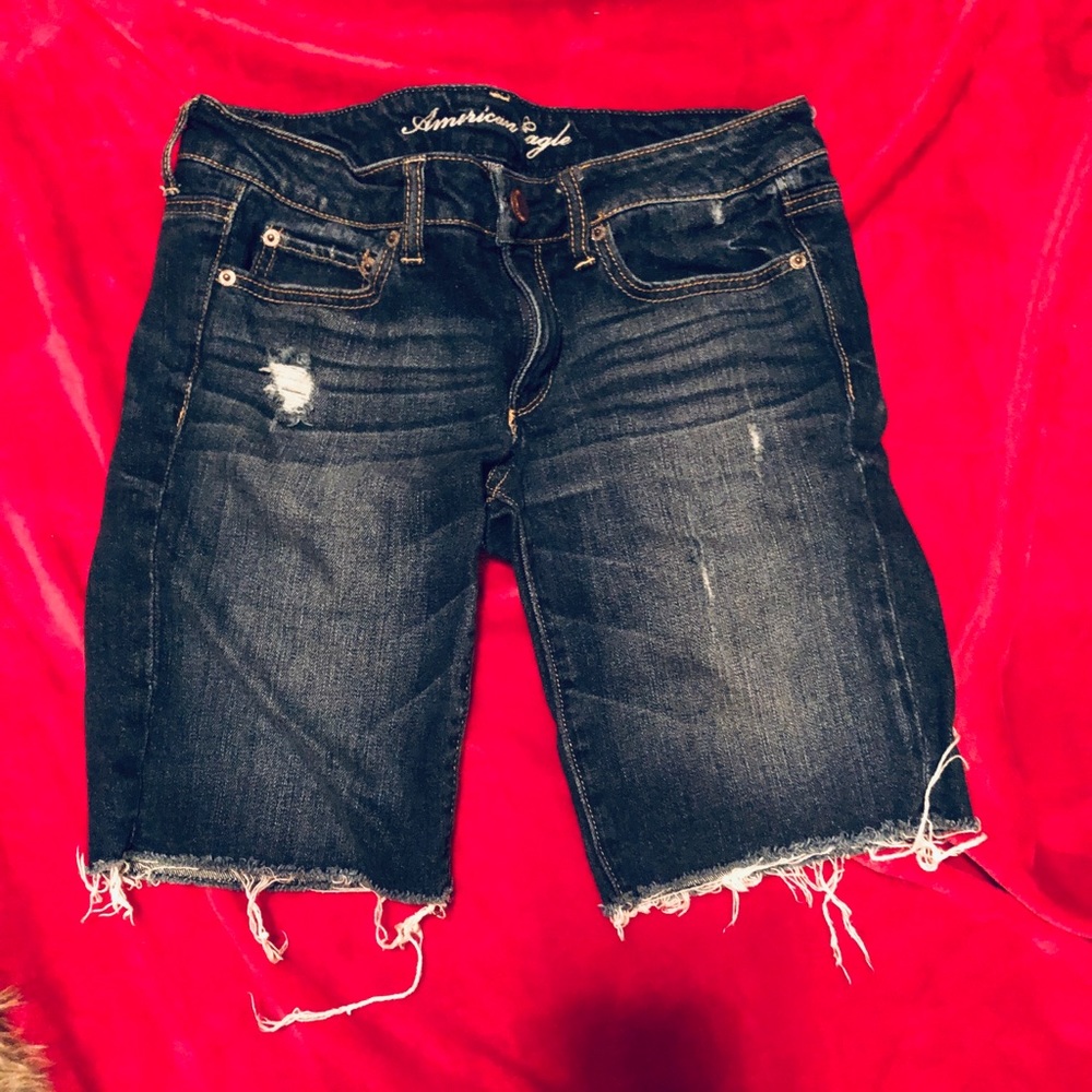 American Eagle shorts!